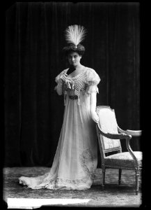 Amanda Personne in En idealisk äkta man at Svenska teatern 1906 - SMV - GP007