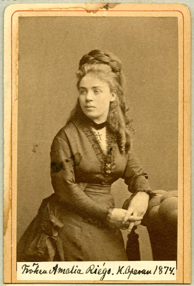 Amalia Riégo, porträtt - SMV - H7 037
