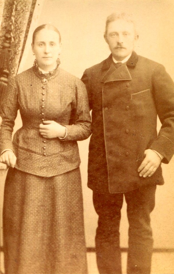 Amanda & Carl Johan Andersson c 1887