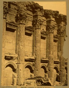 Baalbek--Interior du Temple de Jupiter LCCN2004670423