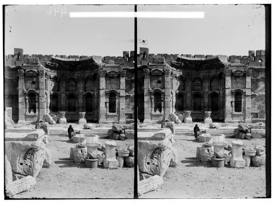 Baalbek. Temple of the Sun. Niche in the grand court LOC matpc.01179
