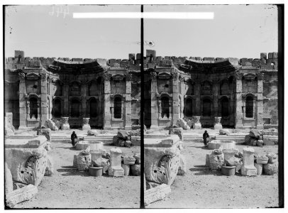 Baalbek. Temple of the Sun. Niche in the grand court LOC matpc.01179
