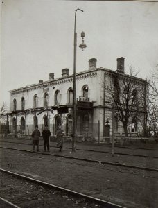 Bahnhof in Ottynia, Stationsgebäude (BildID 15657776)