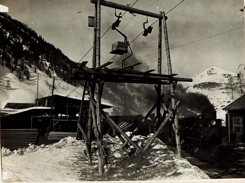 Bahnhof Plan, km 31,4 Seilbahn auf das Grödnerjoch. (BildID 15575081)
