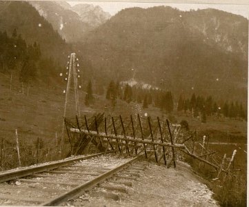 Bahnsperre in der Guggstellung. (3-7.1917.) (BildID 15800042)