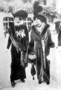 Bain News Service, Paris Fashion - 1914