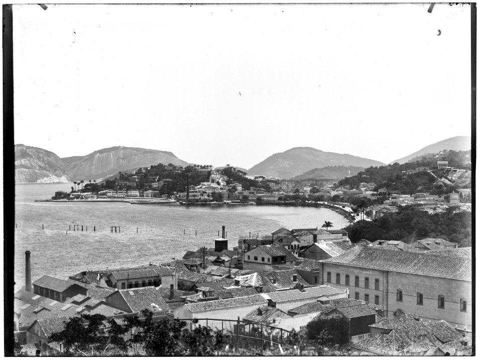 Bairro da Glória tomado do Morro do Castelo