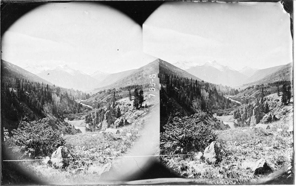 Baker's Park, from the mouth of Arastra Gulch. Silverton Quadrangle. San Juan County, Colorado. - NARA - 517575