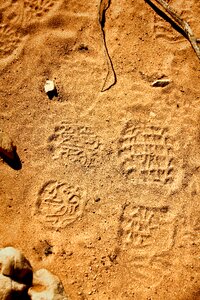 Traces sand footprint photo