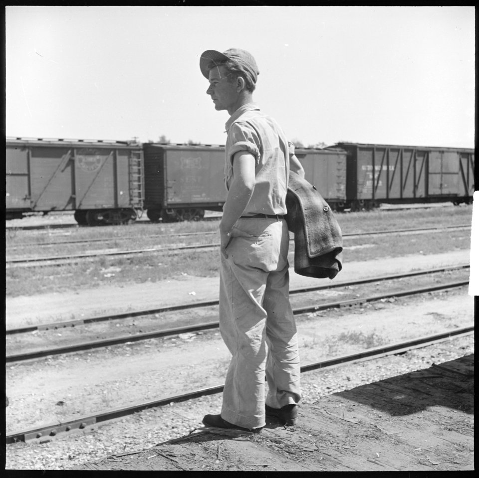 Bakersfield, California. On the Freights. One of two migrant boys in California returning to their families in... - NARA - 532066