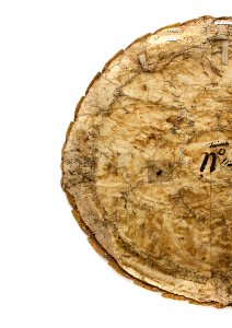 Baksida med vaxatpapper på medaljong, 1600-tal - Livrustkammaren - 108151 photo