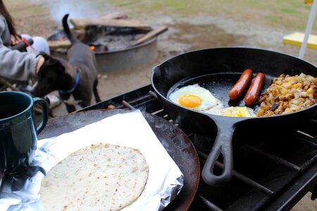 Frying pan meal camping photo