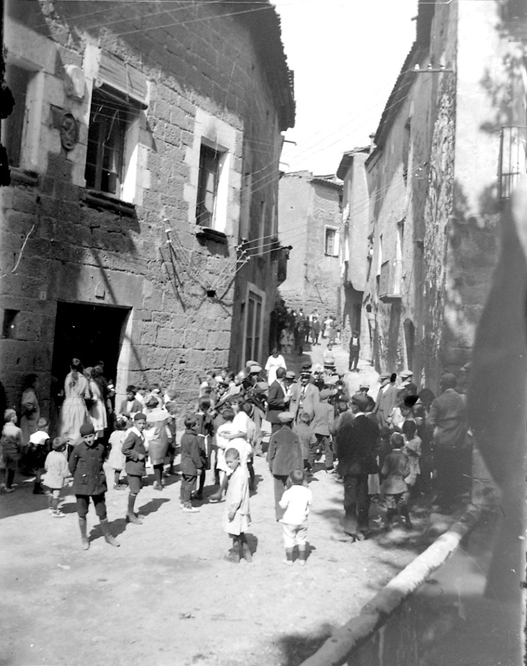 Baldomer Gili Roig. L'Albi, carrer de l'Abeurador (Les Garrigues)