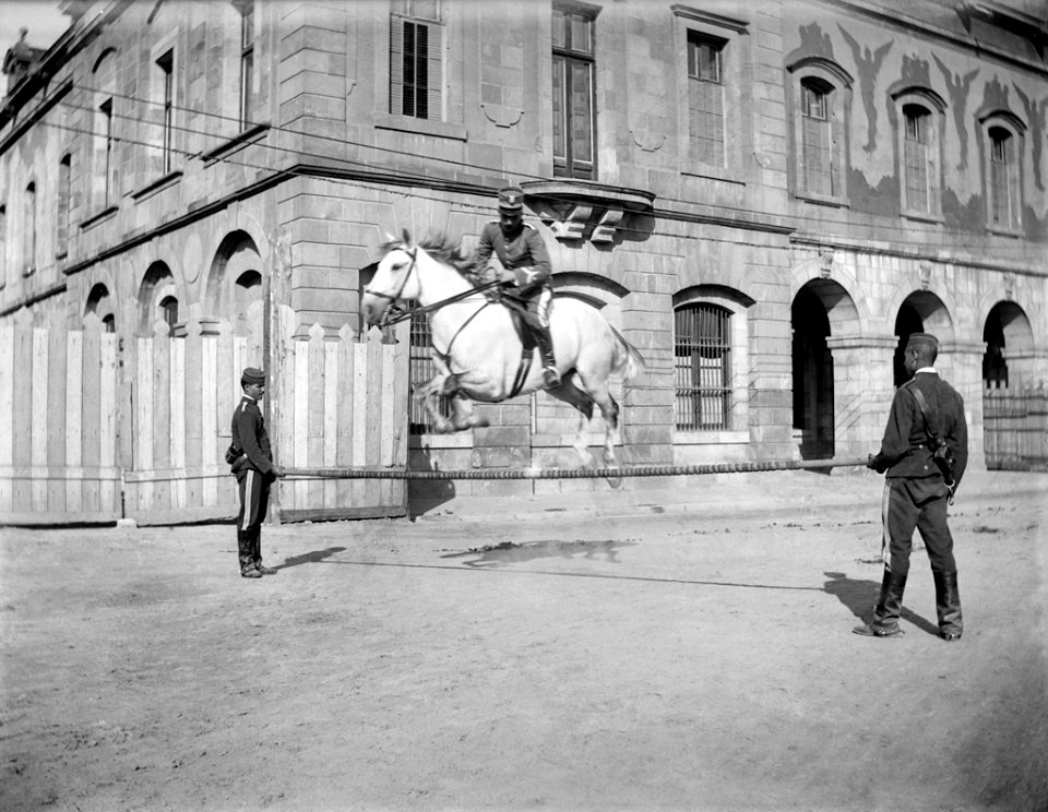 Baldomer Gili Roig. Concurs Hípic Internacional de Barcelona (Pati d’Armes de la Ciutadella), 1905 - 1910