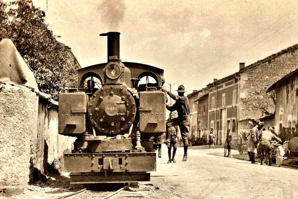Baldwin steam locomotive at Cornieville during WW1