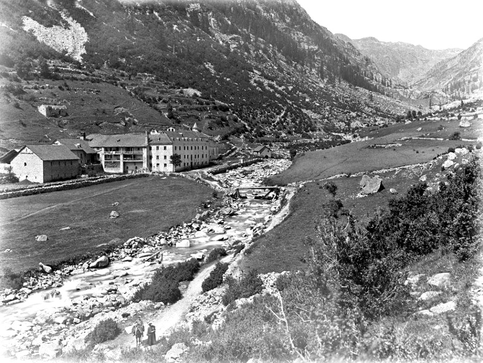 Balenari de Caldes de Boí entre muntanyes Restored