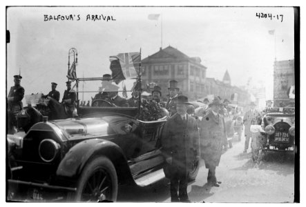 Balfour's arrival LCCN2014704530