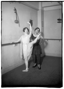 Ballet LCCN2014718841