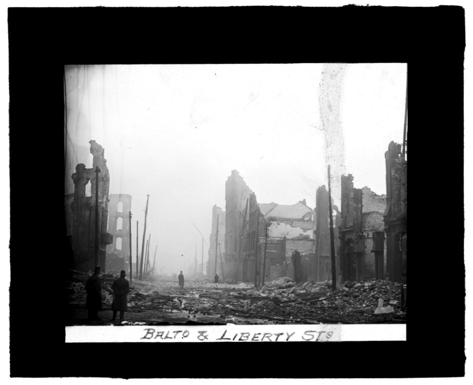 Baltimore fire, 1904) Balto. & Liberty Sts LCCN2016844572