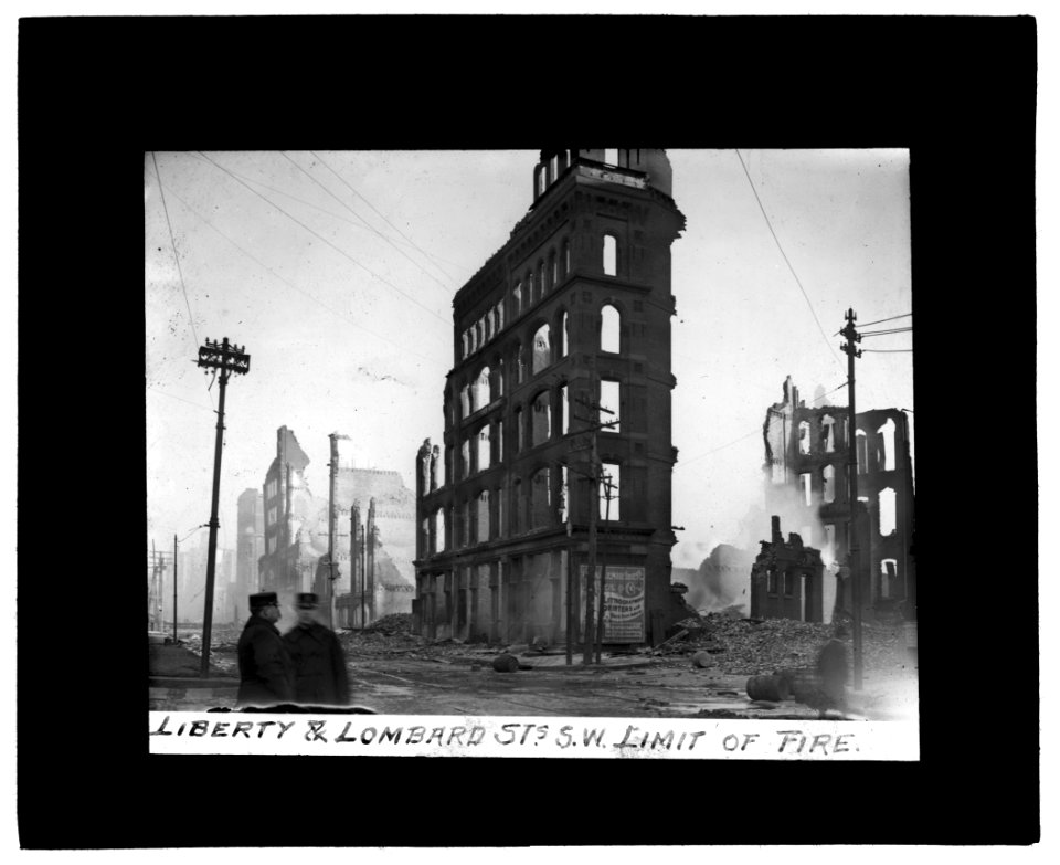 Baltimore fire, 1904) Liberty & Lombard Sts., S.W. limit of fire LCCN2016844557