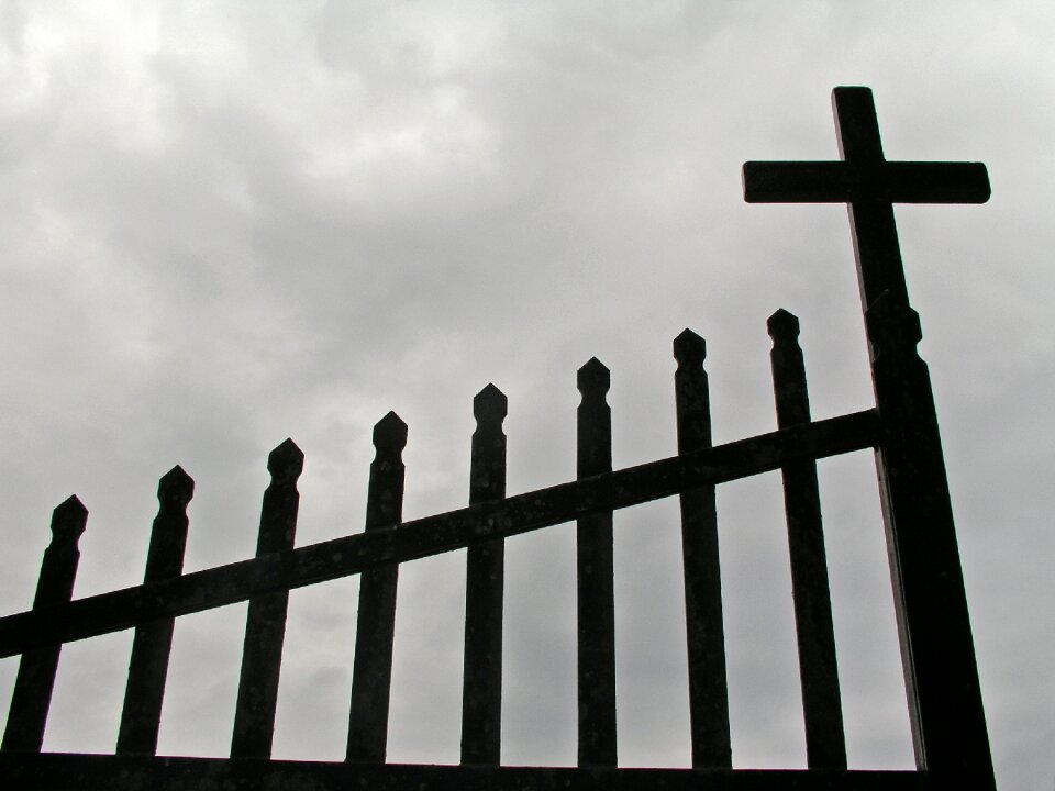 Gate doorway religion