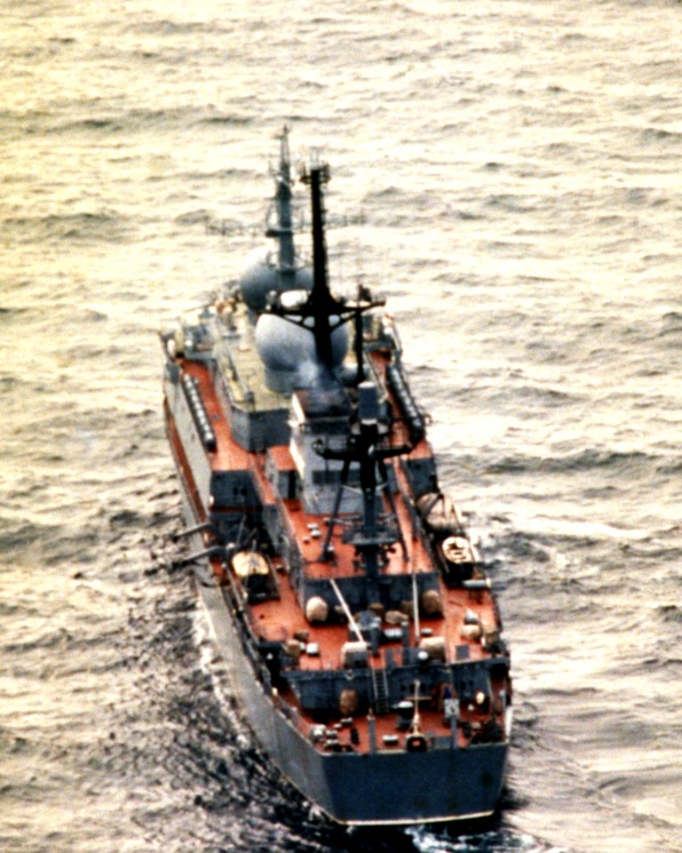 Balzam SIGINT ship SSV-516