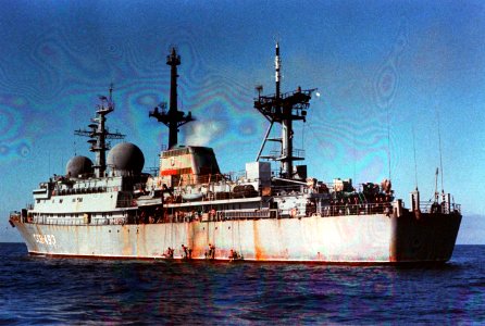 Balzam class near Hawaii in 1991
