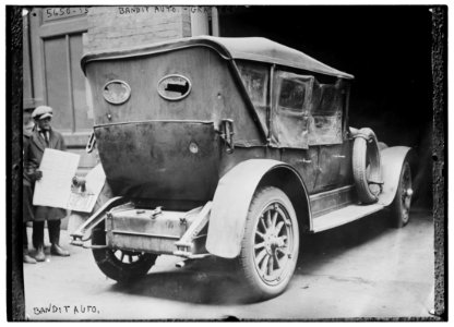 Bandit auto, Grafton LCCN2014713885