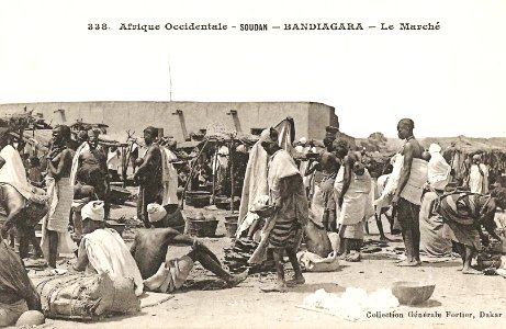 Bandiagara-Le Marché (AOF) (1)