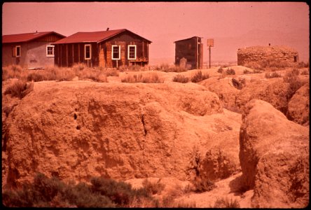 Banksides Stripped Bare by Erosion 06-1972 (4266490076)