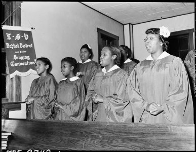 Baptist Church Choir, won district singing competition in 1945. Inland Steel Company, Wheelwright ^1 & 2 Mines... - NARA - 541510