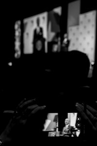 Barack Obama at 2015 CHCI gala (19)
