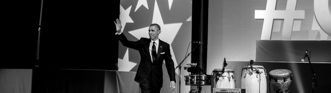 Barack Obama at 2015 CHCI gala (12)