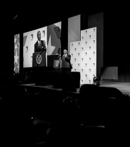 Barack Obama at 2015 CHCI gala (20)