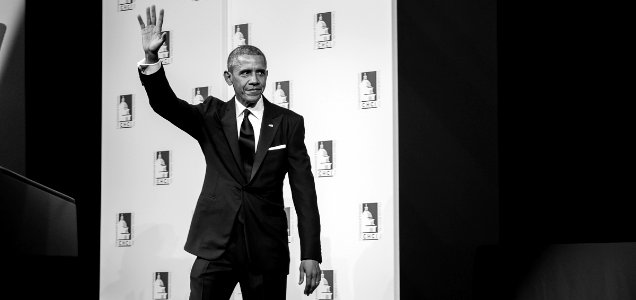 Barack Obama at 2015 CHCI gala (9)