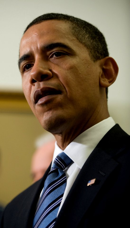 Barack Obama makes first visit to the Pentagon 1-28-09 1