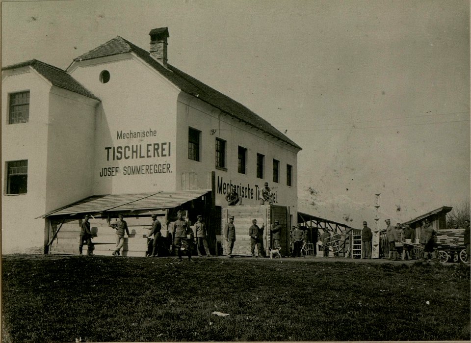 Barackenbauleitung in Spittal an der Drau, die militärisch verwaltete und mechanisch betriebene Tischlerei Sommeregger (BildID 15472730)
