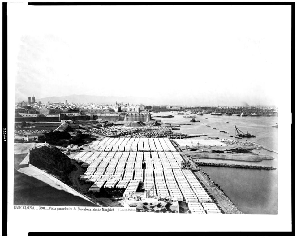 Barcelona. Vista panoràmica de Barcelona, desde Monjuich - J. Laurent. LCCN94512269