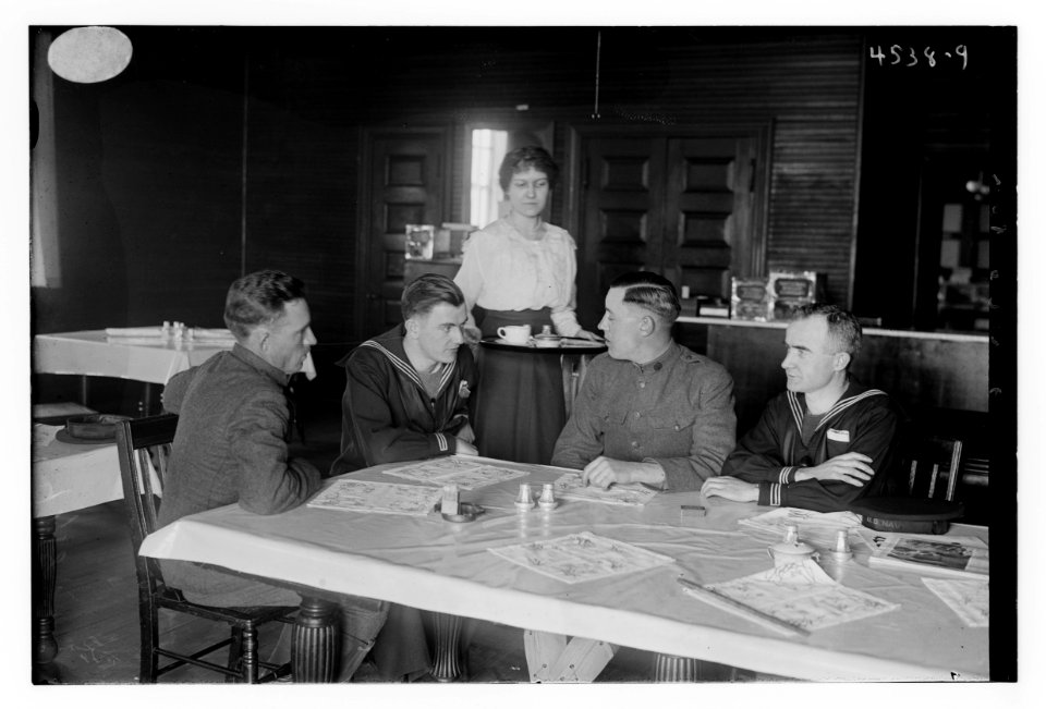 Barnard Canteen LCCN2014706675