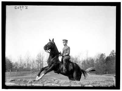 BARNES, THEODORE, JR., MAJOR, U.S.A. JUMPING LCCN2016869674