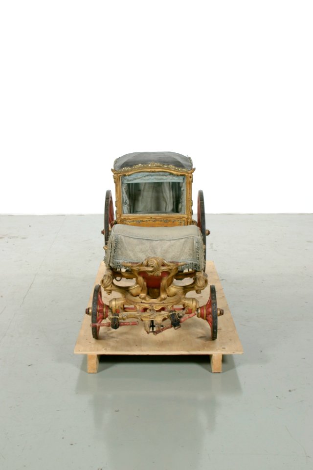 Barnvagn sjuglasvagn, framifrån - Livrustkammaren - 65272