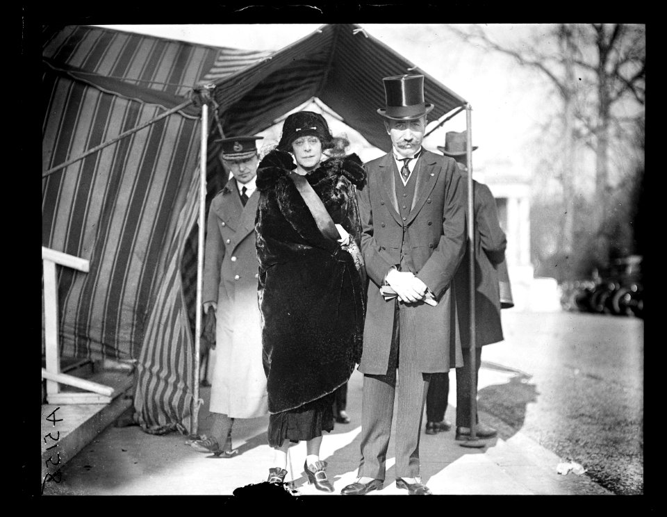 Baron and Baroness de Cartier de Marchienne, the Belgian Amb. and his wife at the New Years reception at Pan Amer. Bldg. LCCN2016891921