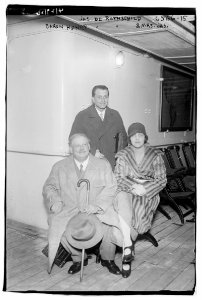 Baron Henry de Rothschild, James de Rothschild & Mrs. J. de Rothschild LCCN2014719327