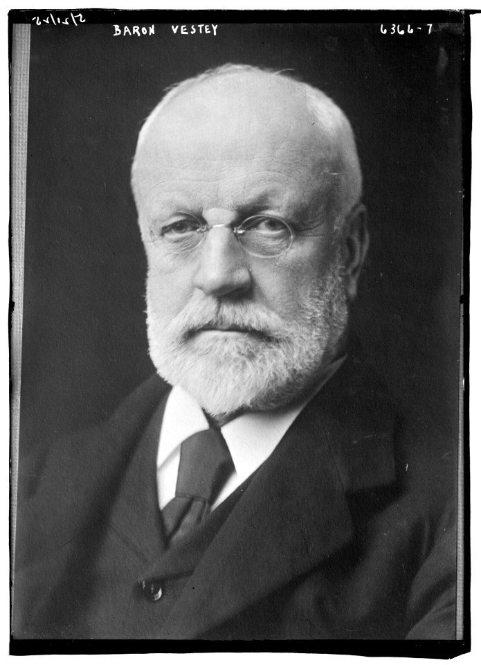 Baron Vestey LCCN2014718289