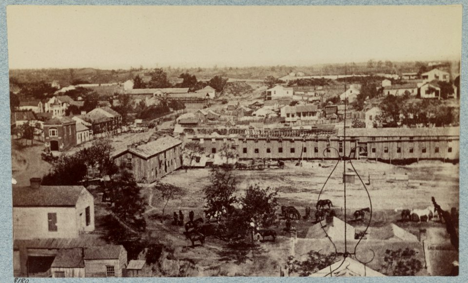 Barracks of 124th Ill. Infantry, Vicksburg, Miss LCCN2013649012