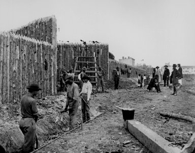 Barricades on Duke Street, Alexandria, Va., erected to protect the Orange and Alexandria Railroad from Confederate cavalry, 1861