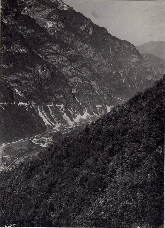Barricatastraße vom Hang des Sasso Rosso. (BildID 15646838)