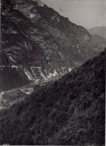 Barricatastraße vom Hang des Sasso Rosso. (BildID 15646838)