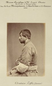 Barry (capitaine). F. 8. Arménien, Tiflis (Caucase). Mission scientifique de Mr Ernest Chantre. 1881