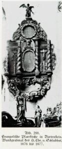 Bartenstein, Evangelische Pfarrkirche, Wandgrabmal des H. Chr. v. Schlubhut, 1676, Bildhauer Joh. Pfeffer (zugeschrieben)